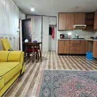 پونک-سوییت-38-متری-فلت-روبه-آفتاب