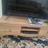 میز تلویزیون و جاکفشی هم رنگ