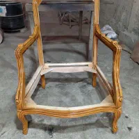 تعمیرات مبلمان و رنگ کاری چوب