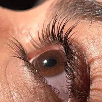 لیف مژه و ابرو