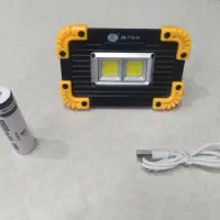 پروژکتور و چراغ قوه