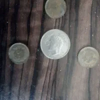 چهار عدد سکه زمان سابق