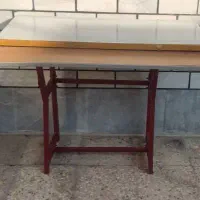 میز خیاطی کاملا تمیز
