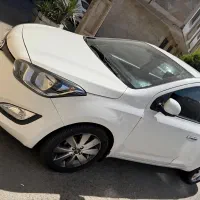 هیوندا i20 وارداتی