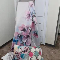 ست پرده و کوسن و آباژور با پایه|پرده، رانر، رومیزی|شاهین‌شهر, مخابرات (شهید بهشتی)|دیوار