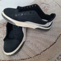 یک جفت کفش ((پوما))