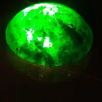 سنگهای زمرد و خطی کهنه|جواهرات|ری, جوانمرد قصاب|دیوار