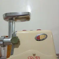 چرخ گوشت با یک عدد سینی بفروش میرسد