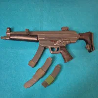 تفنگ چوبی بزرگ دستساز مدل مسلسل MP5