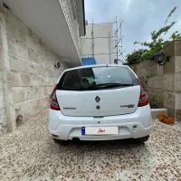 رنو ساندرو سفید۹۶