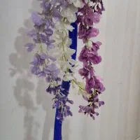 گلدان کریستال و گل تزیینی