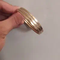 النگو طلا سه عدد به وزن یازده گرم و خورده ای