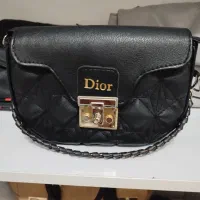 کیف|کیف، کفش، کمربند|تربت‌حیدریه, باغ سلطانی|دیوار