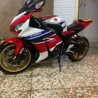 HRC 1000rr