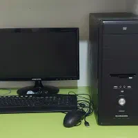 کیس و مانیتور کاملاً سالم