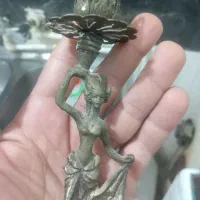 سلام دوستان این شمع دونی قدیمی دارم|کلکسیون اشیاء عتیقه|رباط‌کریم, کیکاور|دیوار