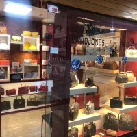 فروش و اجاره مغازه