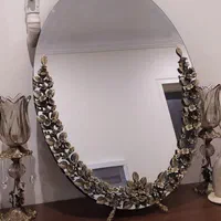 آینه و شمعدان برنجی