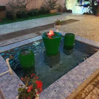 اقامتگاه بومگردی فاروق|اجارهٔ کوتاهمدت ویلا و باغ|شیراز, باغ تخت|دیوار