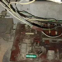 رادیو چوبی قدیمی|کلکسیون اشیاء عتیقه|ملارد, |دیوار