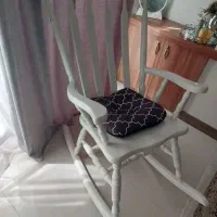 صندلی راک سفید رنگ