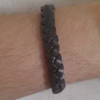 دستبند چرم