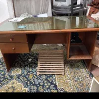 میزکامپیوتر..تخت یک نفره.سالم.باتشک ا|میز تحریر و کامپیوتر|کوچصفهان, |دیوار