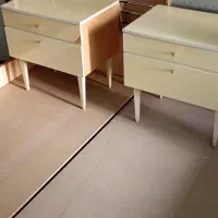 یک‌عددسرویس‌خواب‌دونفره|تخت و سرویس خواب|باغستان, |دیوار