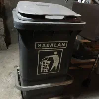 سطل زباله پدالی