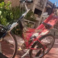 ۳ عدد دچرخه|دوچرخه، اسکیت، اسکوتر|لاران, |دیوار