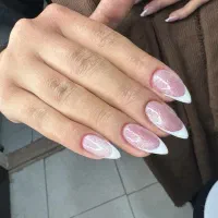 خدمات کاشت ناخن|خدمات آرایشگری و زیبایی|قم, زنبیل آباد|دیوار