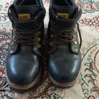 کتونی نیم بوت سایز۳۸ محل سکونت خرم ابادهستم|کیف، کفش، کمربند|رومشکان, |دیوار