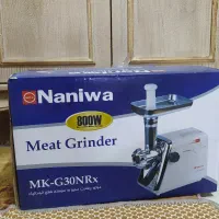 چرخ گوشت ۸۰۰ وات نانیوا