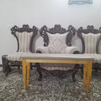 نیمکت چرم|صندلی و نیمکت|قم, طلاب غیر ایرانی|دیوار