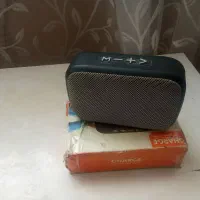 اسپیکر فلش خور سالم با کارتن چهار صد هزار|سیستم صوتی خانگی|قرچک, میرزائی شمالی|دیوار