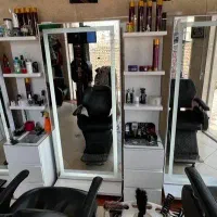 اینه آرایشگاه