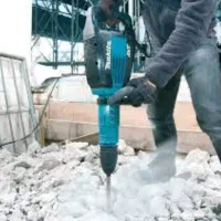 تخریب و کنده کاری با هیلتی سبک و سنگین
