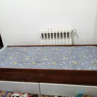 تخت یک نفره چوبی