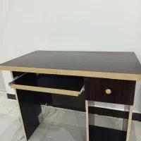 میز کامپیوتر.میزمطالعه