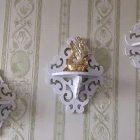 دیوار کوپ با مجسمه