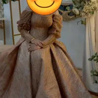 لباس مجلسی|لباس|تربت‌حیدریه, باغ سلطانی|دیوار