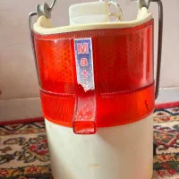 آبمیوه گیری کاملا سالم و تمیز