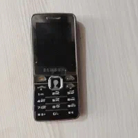 گوشی سامسونگ و باتری شارژی