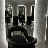 دکور سالن آینه ارایشگاه