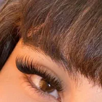 مدل برای کاشت هیدن مژه