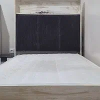 تخت و تشک یک نفره