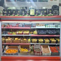 فروش سه عدد یخچال مغازه به قیمت خیلی مناسب