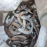 نعل اسب کهنه
