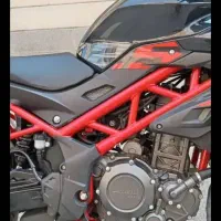 بنلی ۲۵۰ تک ۴۰۱