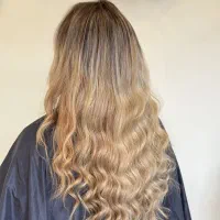 خدمات تخصصی رنگ و لایت (کوتاهی)با قیمت اقتصادی|خدمات آرایشگری و زیبایی|تهران, تهرانسر مرکزی|دیوار
